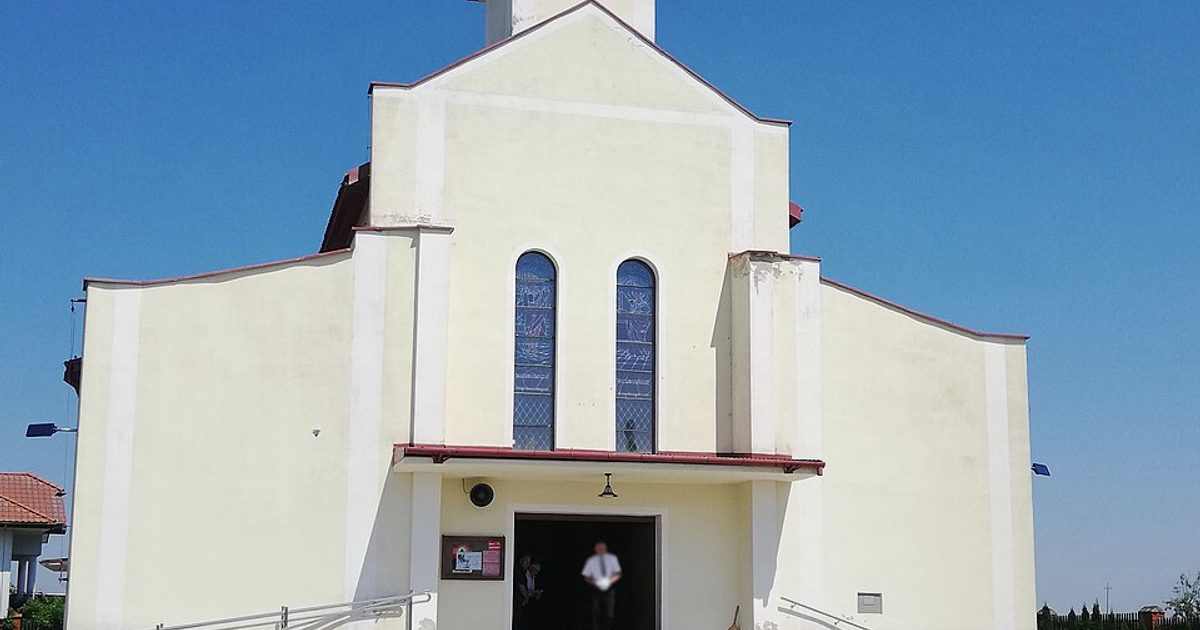 Kościół parafii Kościół św. Jana Ewangelisty w Zabiele — zdjęcie