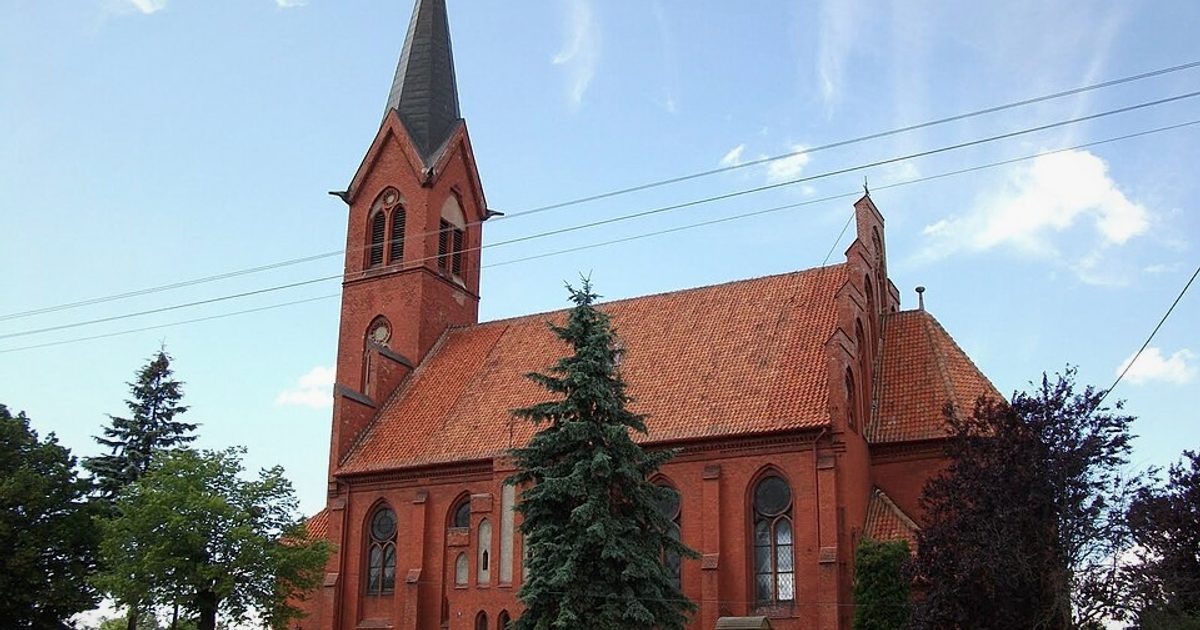 Kościół parafii Kościół św. Jana Nepomucena w Biskupiec — zdjęcie