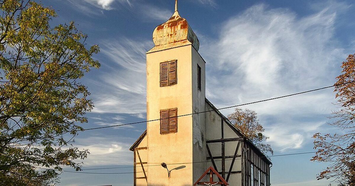 Kościół parafii Kościół św. Jana Nepomucena w Minkowice Oławskie — zdjęcie