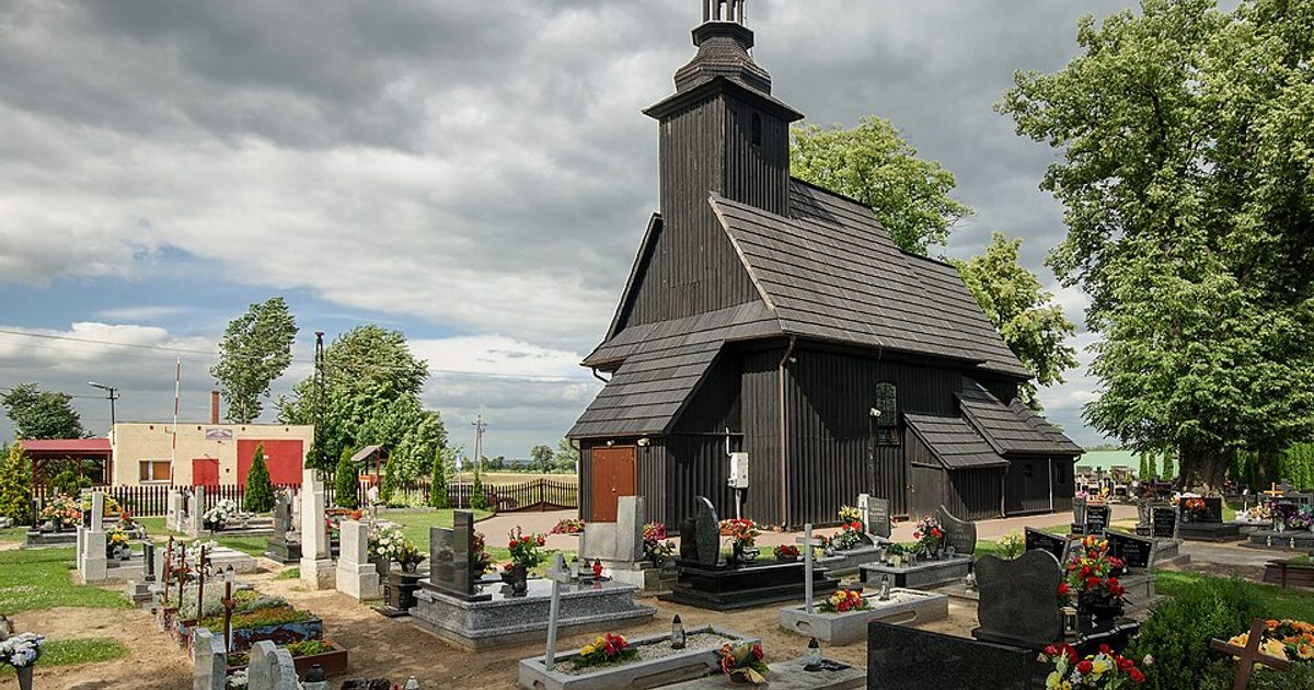 Kościół parafii Kościół św. Jana Nepomucena w Wielki Buczek — zdjęcie