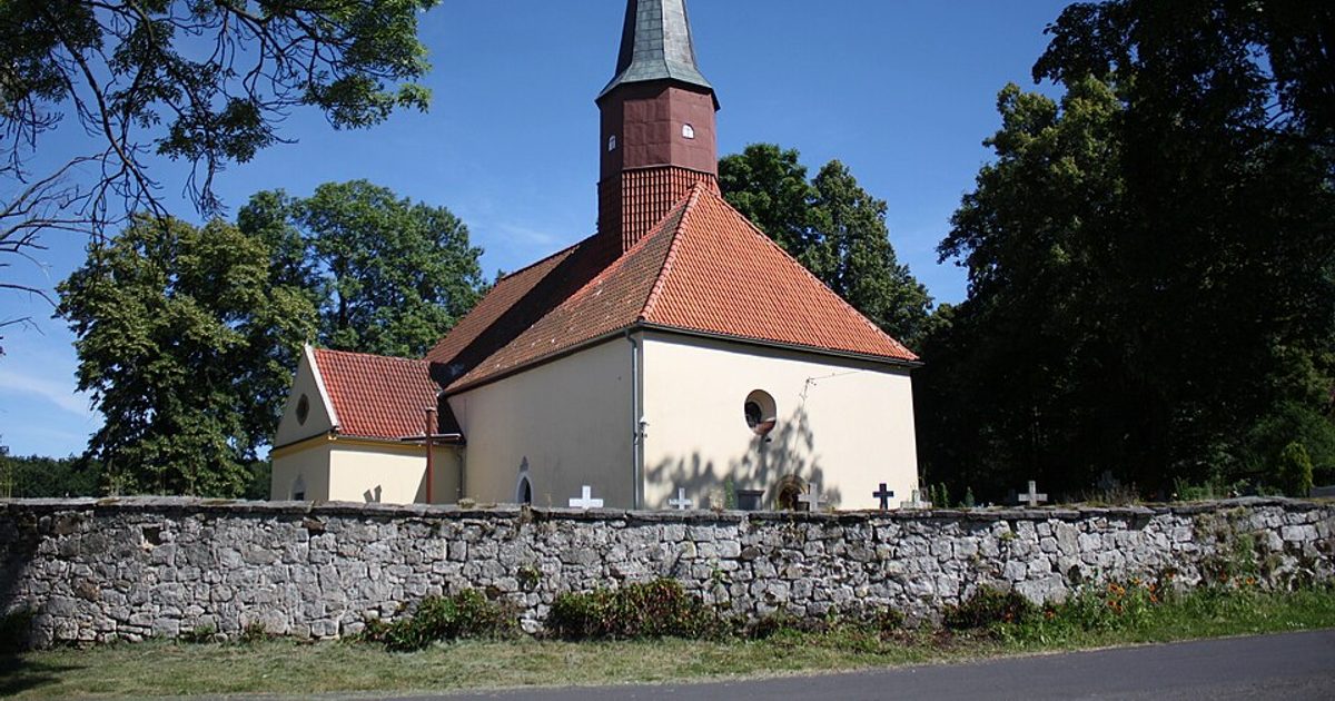 Kościół parafii Kościół św. Jana Nepomucena w Żeliszów — zdjęcie