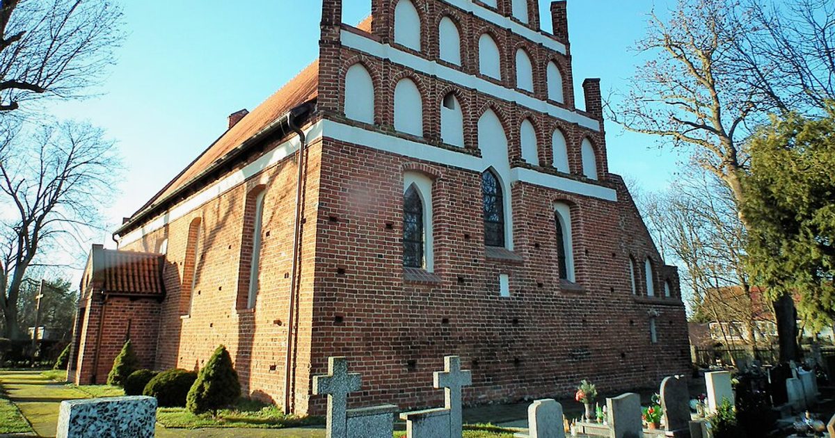 Kościół parafii Kościół św. Jerzego w Stara Kościelnica — zdjęcie