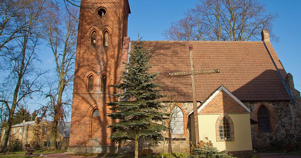 Kościół parafii Kościół św. Józefa w Mieszewo — zdjęcie