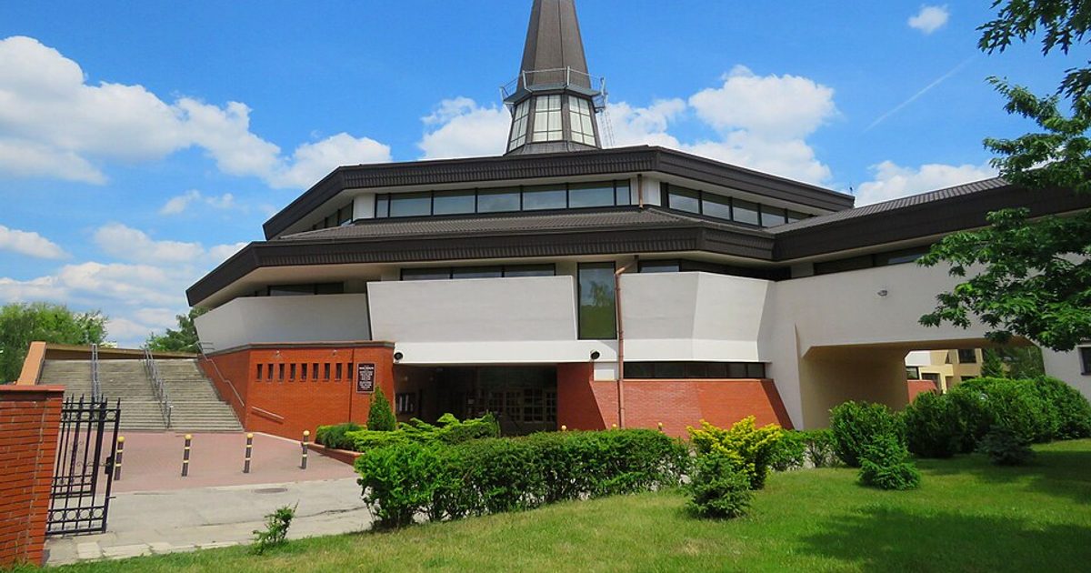 Kościół parafii Kościół św. Józefa Oblubieńca NMP w Pruszków — zdjęcie