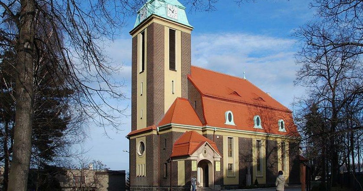 Kościół parafii Kościół św. Józefa Robotnika w Wałbrzych — zdjęcie