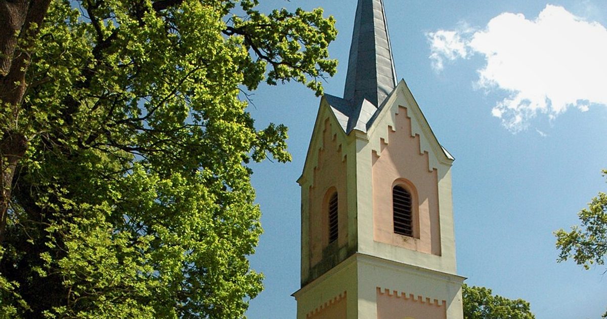 Kościół parafii Kościół św. Józefa w Wicimice — zdjęcie