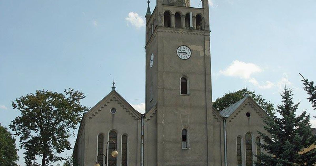Kościół parafii Kościół św. Katarzyny Aleksandryjskiej i św. Jana Chrzciciela w Bytów — zdjęcie