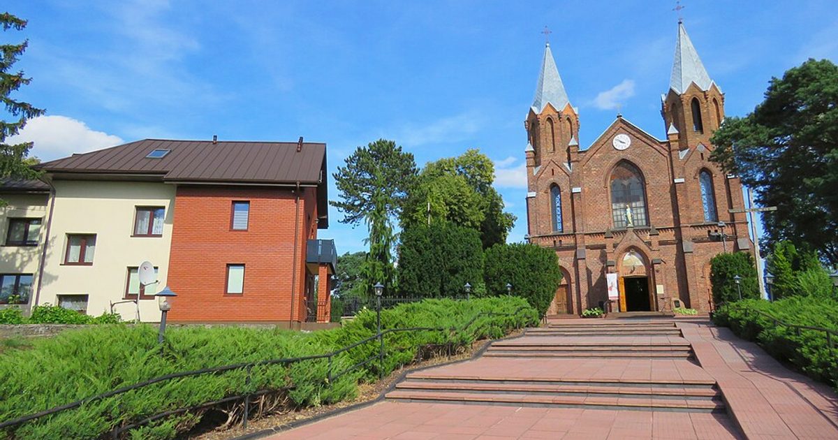 Kościół parafii Kościół św. Małgorzaty DM w Leoncin — zdjęcie