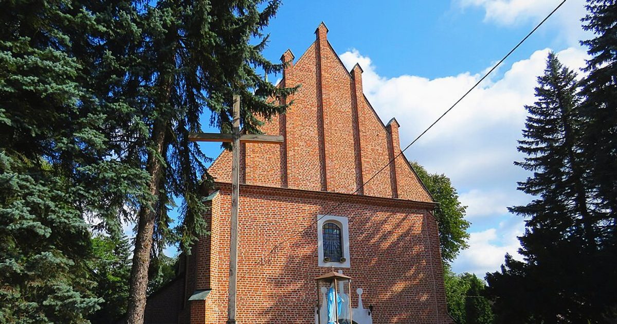 Kościół parafii Kościół św. Marcina w Chojnata — zdjęcie