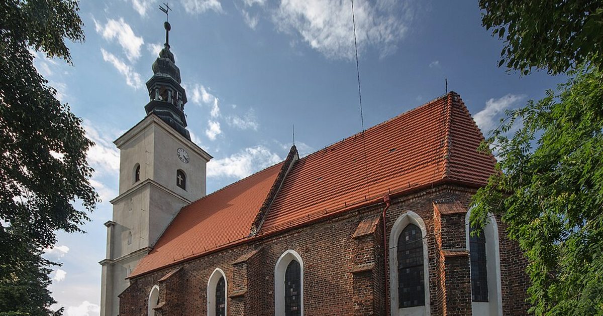 Kościół parafii Kościół św. Marcina w Owczary — zdjęcie