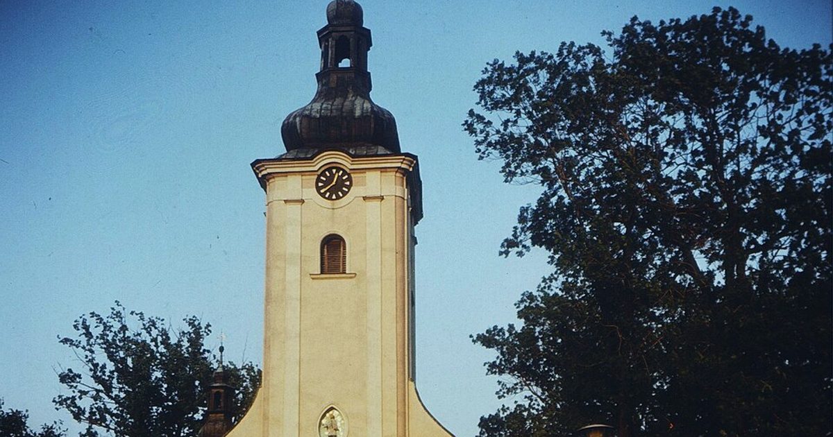 Kościół parafii Kościół św. Marcina w Radziechowy — zdjęcie