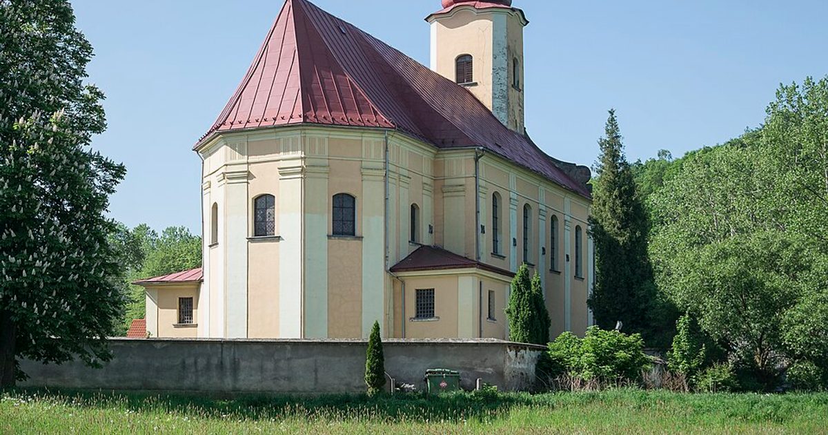 Kościół parafii Kościół św. Marcina w Roztoki — zdjęcie