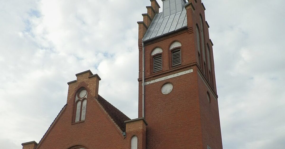 Kościół parafii Kościół św. Marii Magdaleny w Garczegorze — zdjęcie