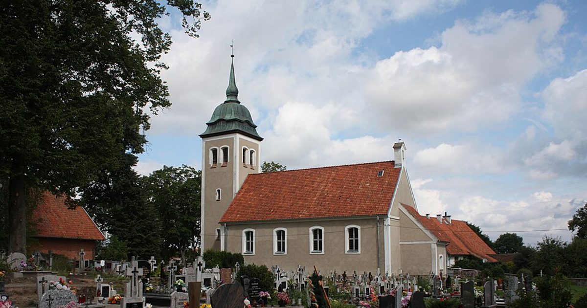Kościół parafii Kościół św. Marii Magdaleny w Leginy — zdjęcie