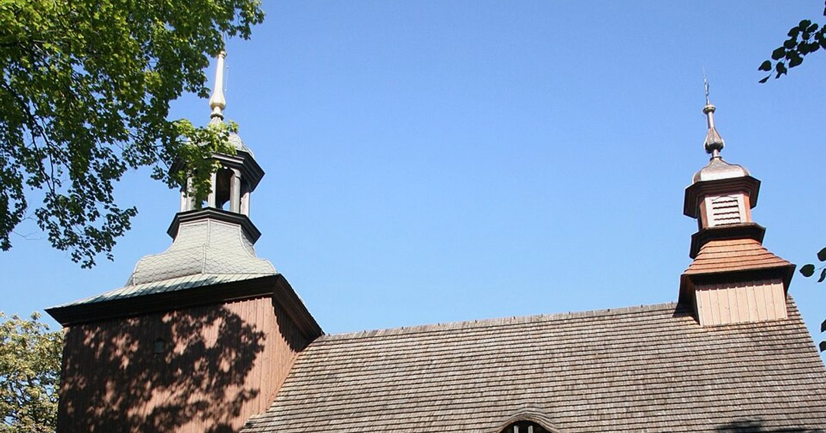Kościół parafii Kościół św. Marii Magdaleny w Łęki Kościelne — zdjęcie