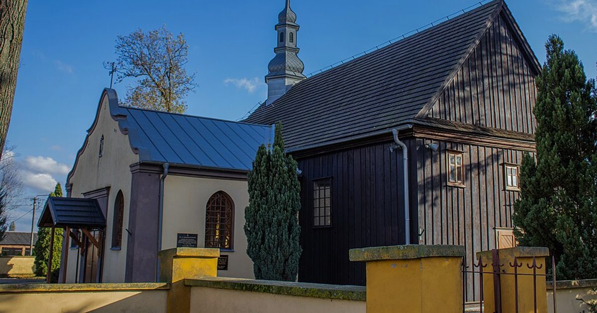Kościół parafii Kościół św. Marii Magdaleny w Leźnica Mała — zdjęcie