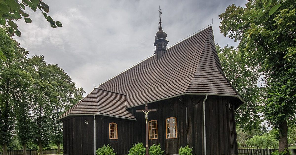 Dzieła sztuki sakralnej — Kościół św. Marii Magdaleny, Łyskornia. Zdjęcie: Wikimedia Commons.