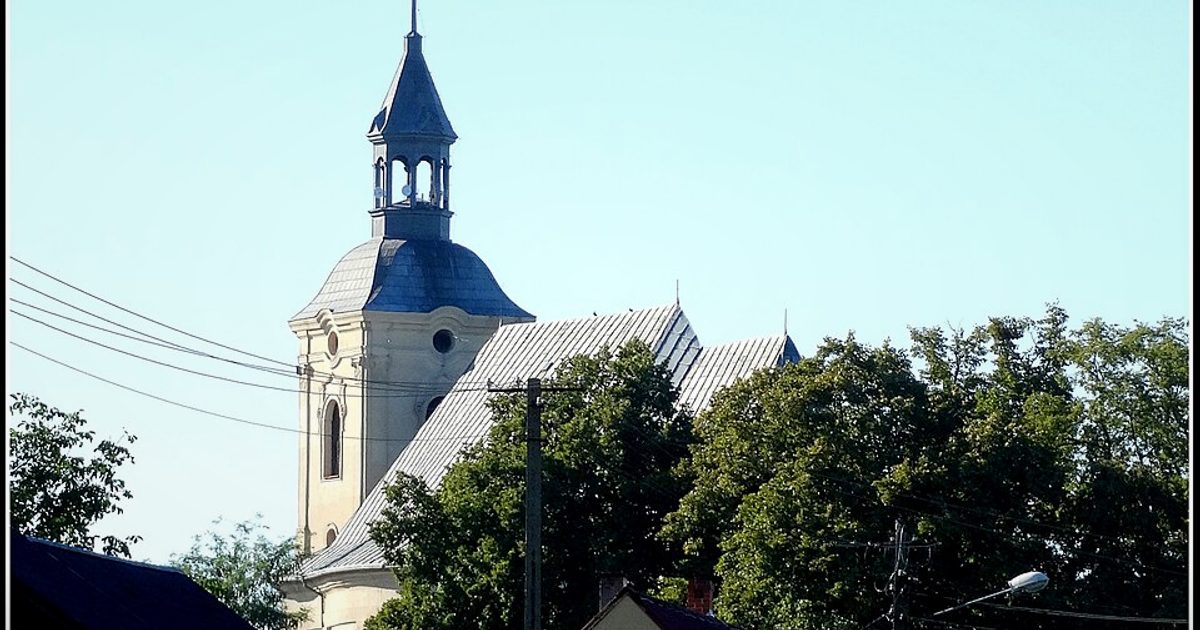 Kościół parafii Kościół św. Marii Magdaleny w Zamysłów — zdjęcie