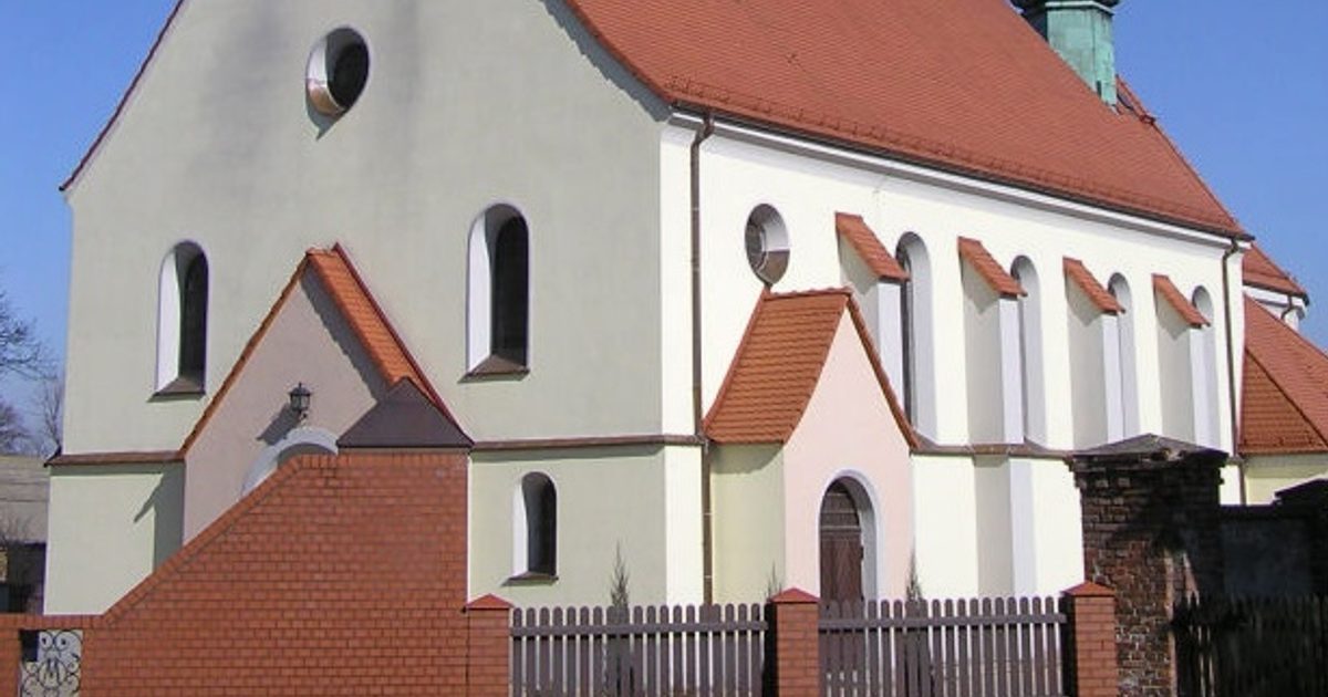 Kościół parafii Kościół św. Mateusza w Sternalice — zdjęcie