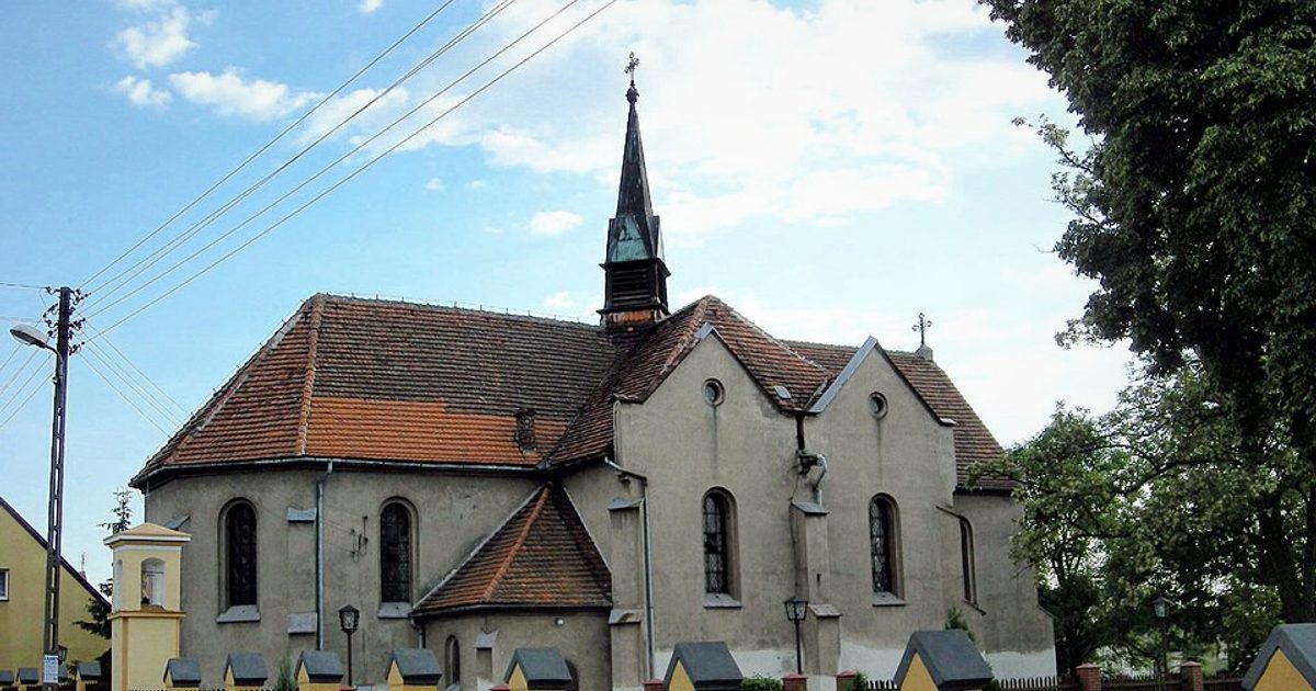 Dzieła sztuki sakralnej — Kościół św. Michała A., Mieścisko. Zdjęcie: Wikimedia Commons.