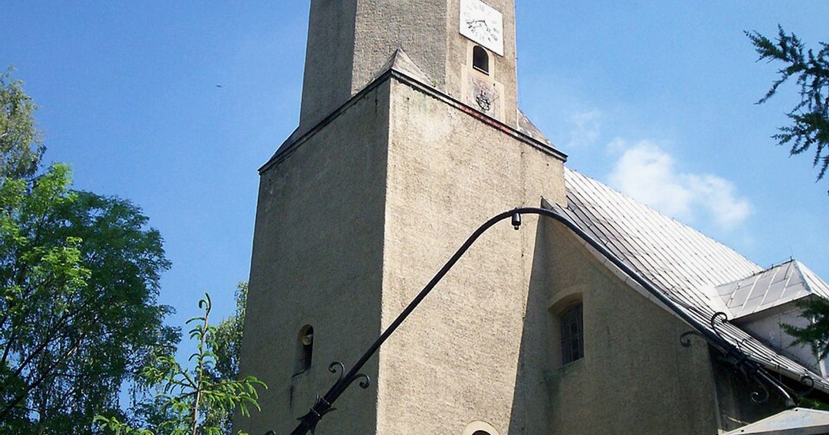 Kościół parafii Kościół św. Michała Archanioła w Giebułtów — zdjęcie