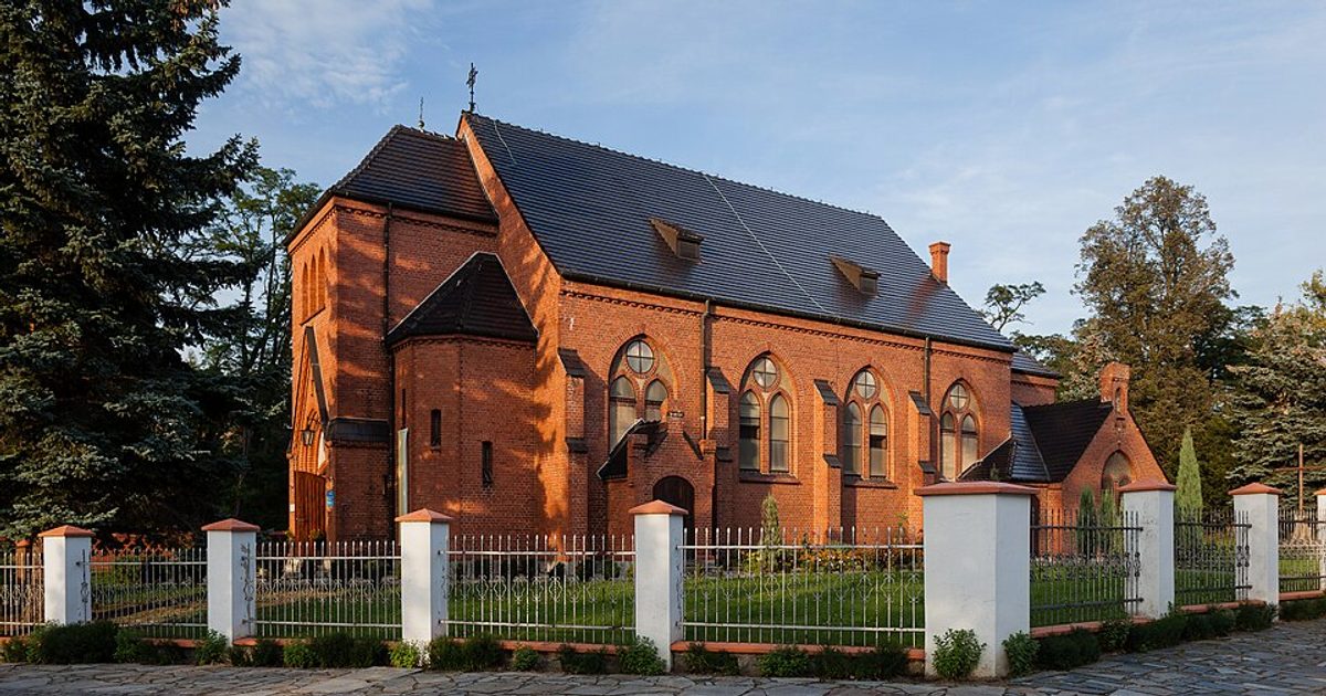 Kościół parafii Kościół św. Michała Archanioła w Krzydlina Mała — zdjęcie