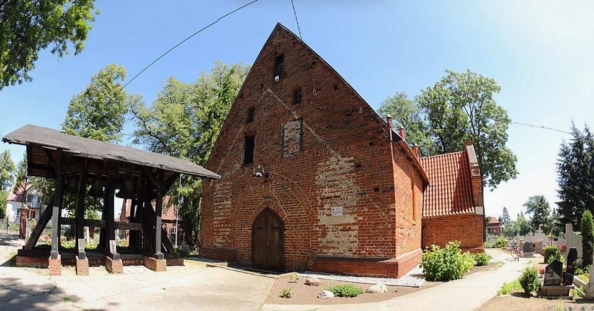 Kościół parafii Kościół św. Michała Archanioła w Miłoradz — zdjęcie