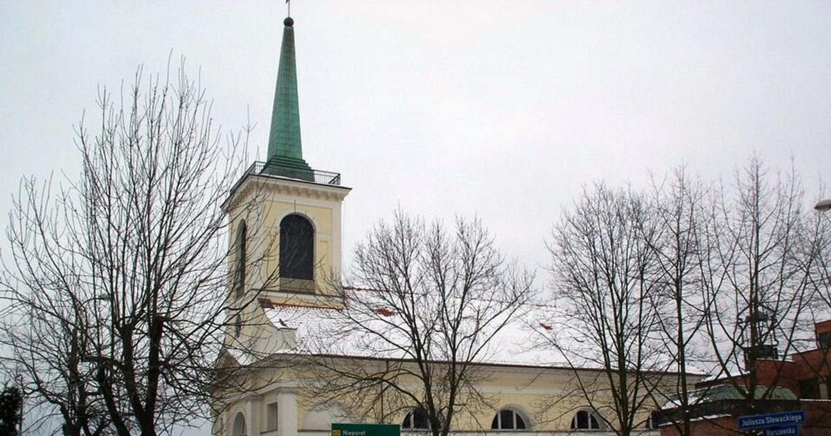 Kościół parafii Kościół św. Michała Archanioła w Nowy Dwór Mazowiecki — zdjęcie
