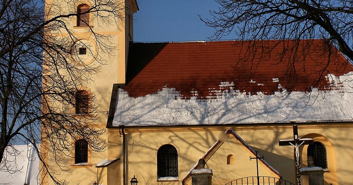 Kościół parafii Kościół św. Michała Archanioła w Sobin — zdjęcie