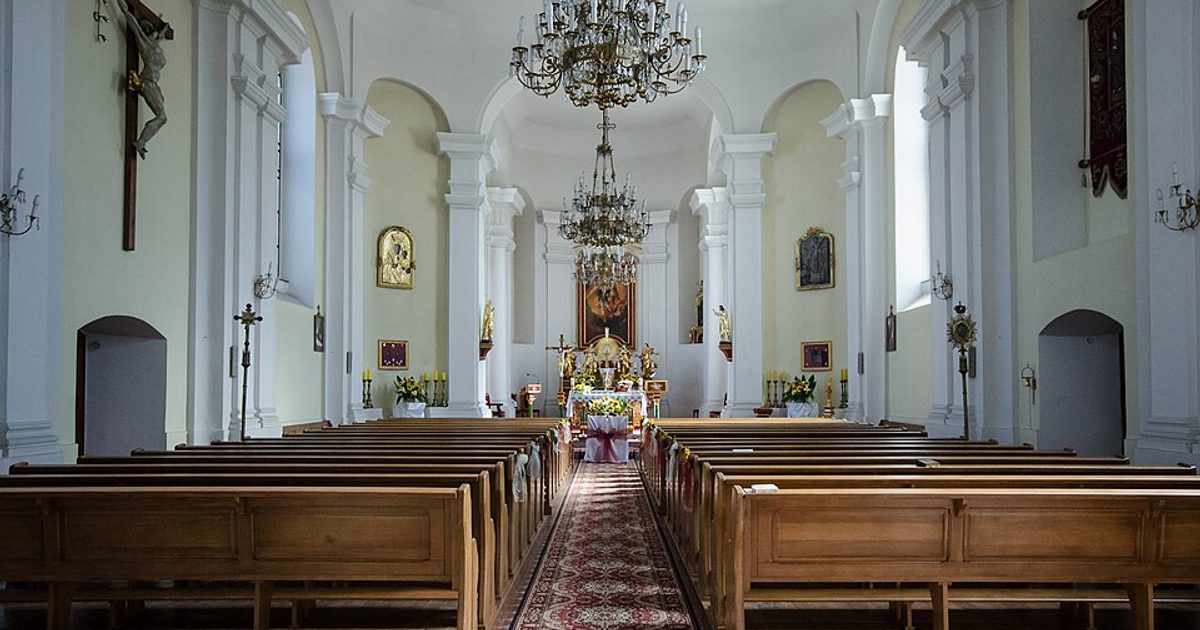 Kościół parafii Kościół św. Michała Archanioła w Uraz — zdjęcie
