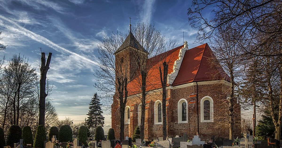 Kościół parafii Kościół św. Mikołaja w Benice — zdjęcie