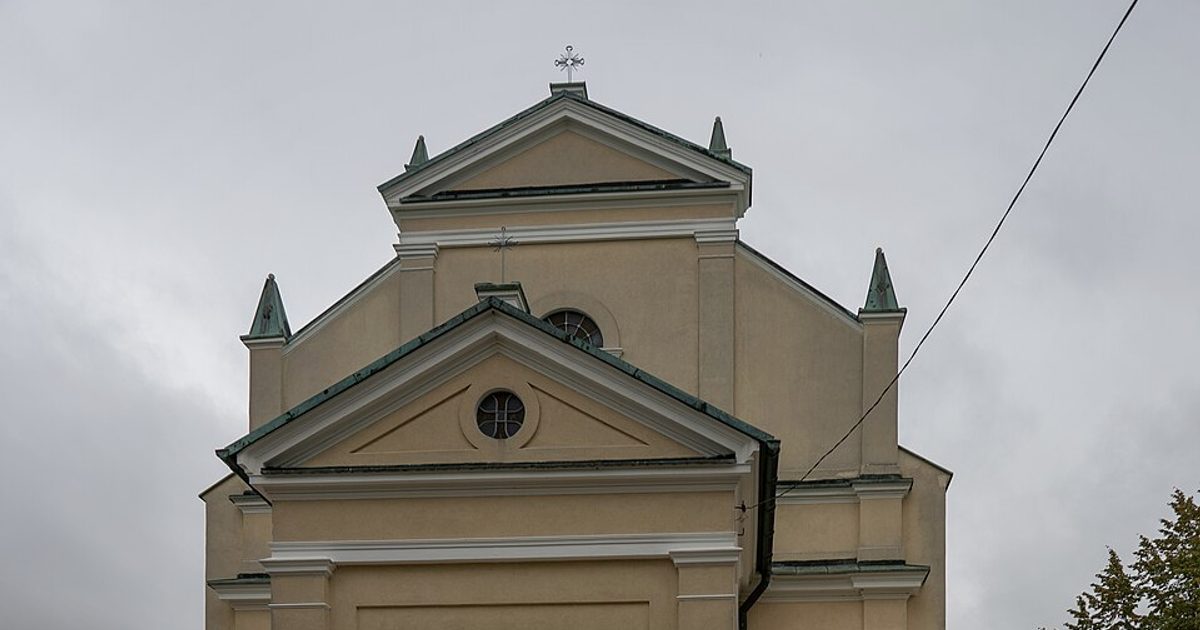 Kościół parafii Kościół św. Mikołaja Biskupa w Borowa — zdjęcie