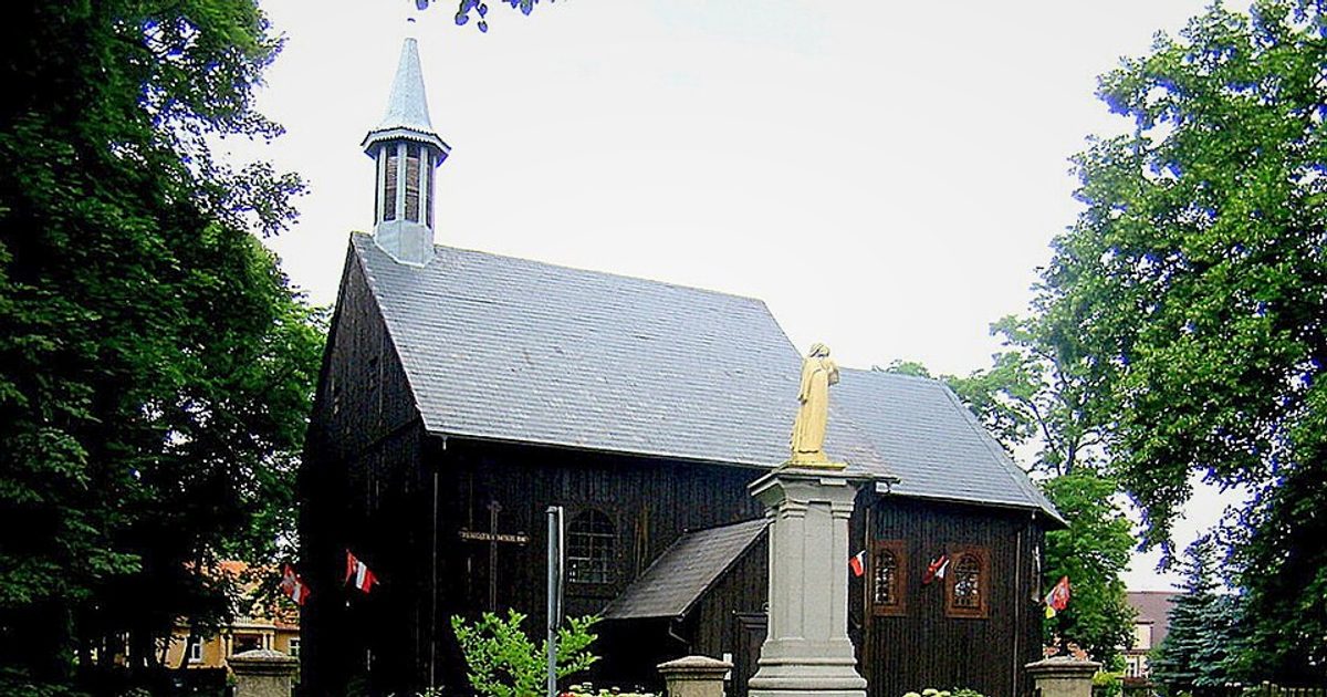 Dzieła sztuki sakralnej — Kościół św. Mikołaja, Gąsawa. Zdjęcie: Wikimedia Commons.
