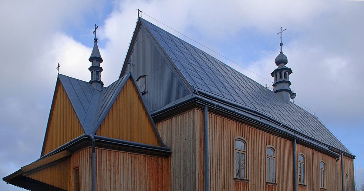 Dzieła sztuki sakralnej — Kościół św. Mikołaja, Łężyny. Zdjęcie: Wikimedia Commons.