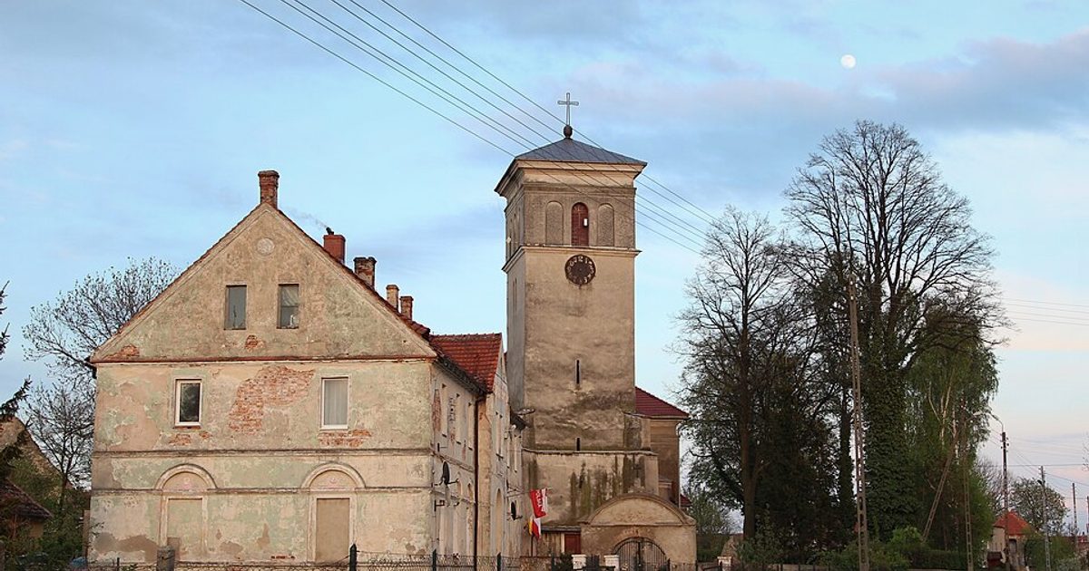 Dzieła sztuki sakralnej — Kościół św. Mikołaja, Pichorowice. Zdjęcie: Wikimedia Commons.
