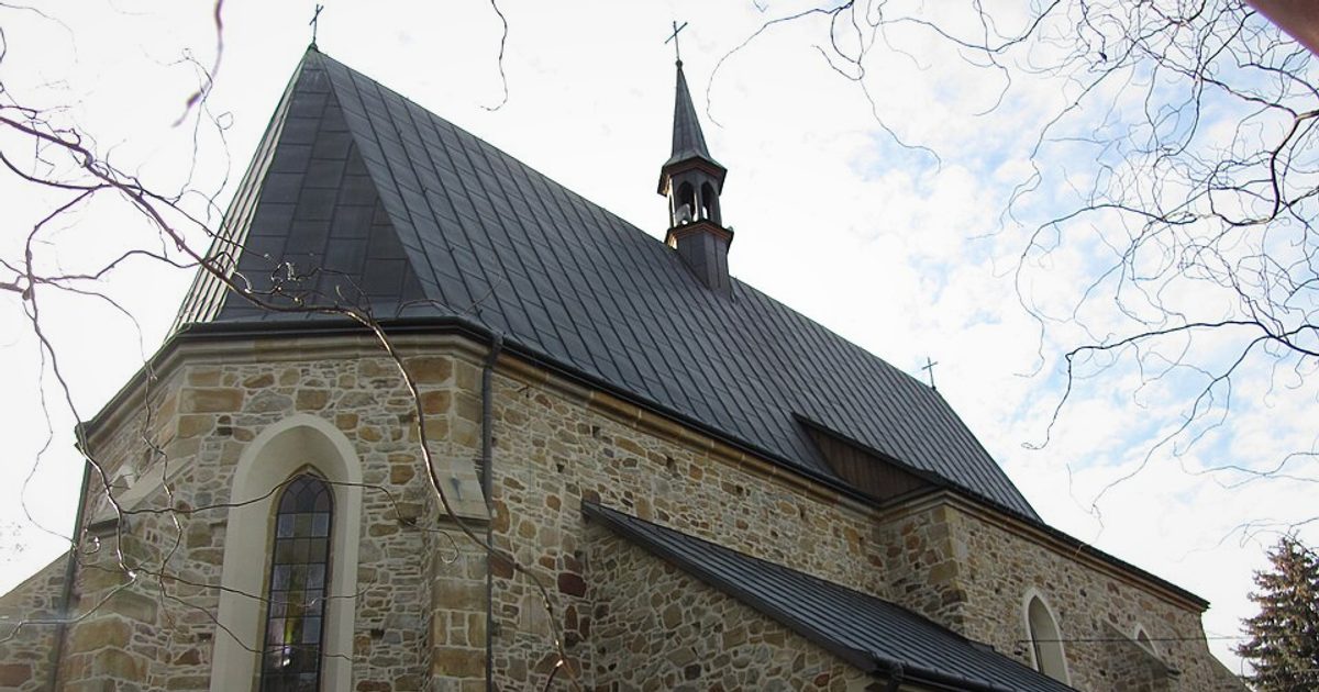 Dzieła sztuki sakralnej — Kościół św. Mikołaja, Połomia. Zdjęcie: Wikimedia Commons.