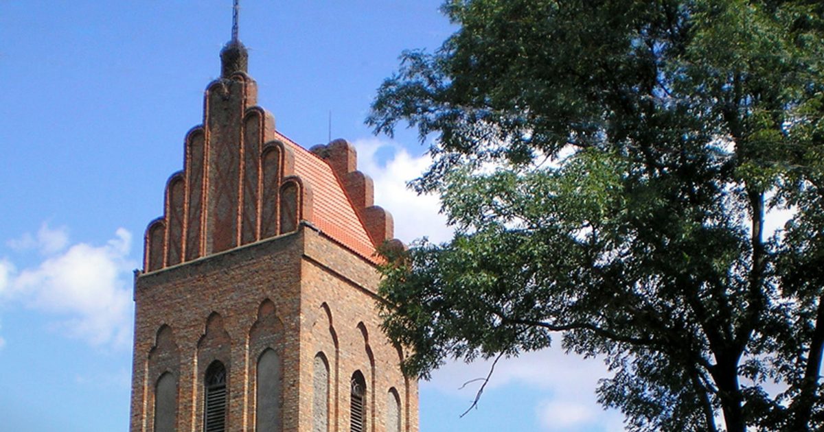 Kościół parafii Kościół św. Mikołaja w Sulerzyż — zdjęcie