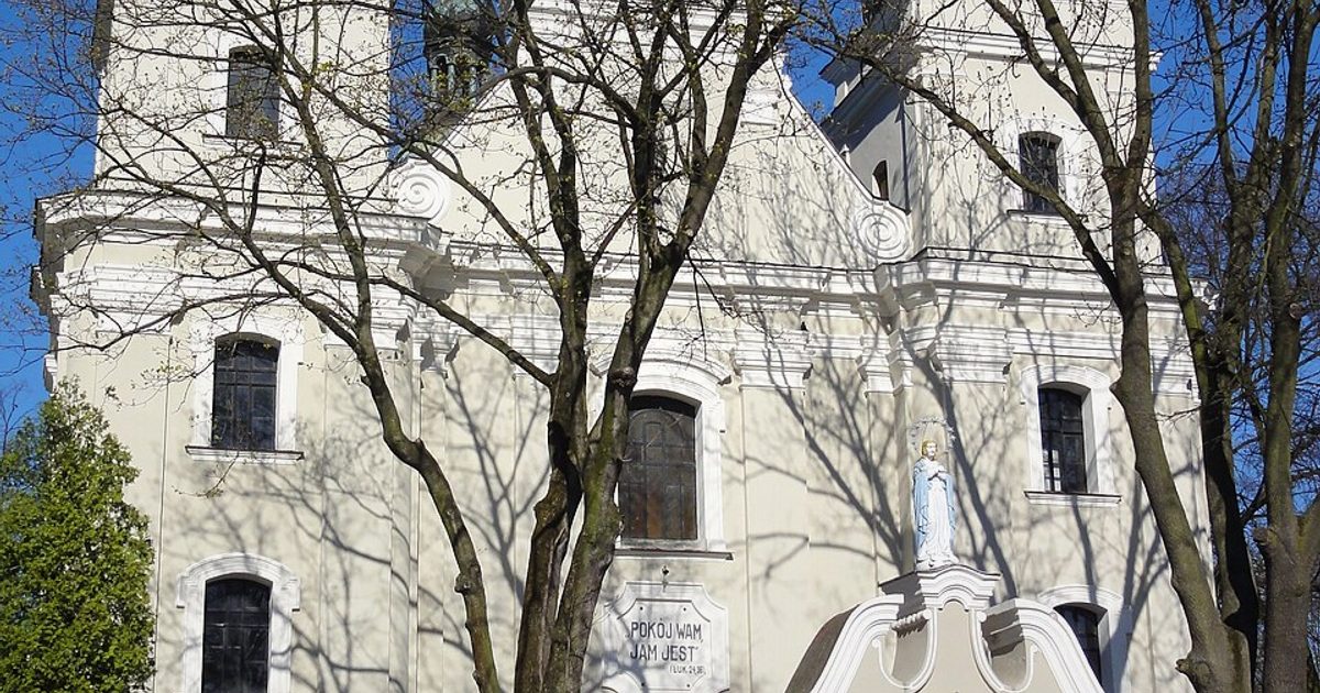Kościół parafii Kościół św. Mikołaja w Urzędów — zdjęcie