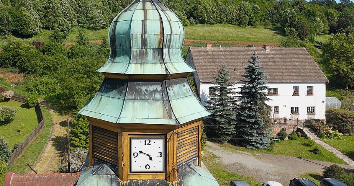 Kościół parafii Kościół św. Piotra Kanizjusza w Włodowice — zdjęcie