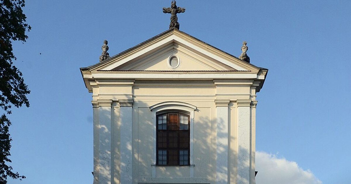 Kościół parafii Kościół św. Piotra z Alkantary i św. Antoniego z Padwy w Węgrów — zdjęcie