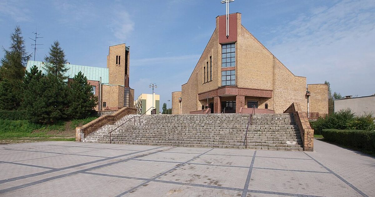 Kościół parafii Kościół św. Piusa X w Ruda Śląska — zdjęcie