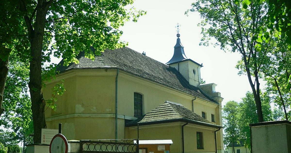 Relikwie świętych — Kościół św. Rocha, Lipków. Zdjęcie: Wikimedia Commons.