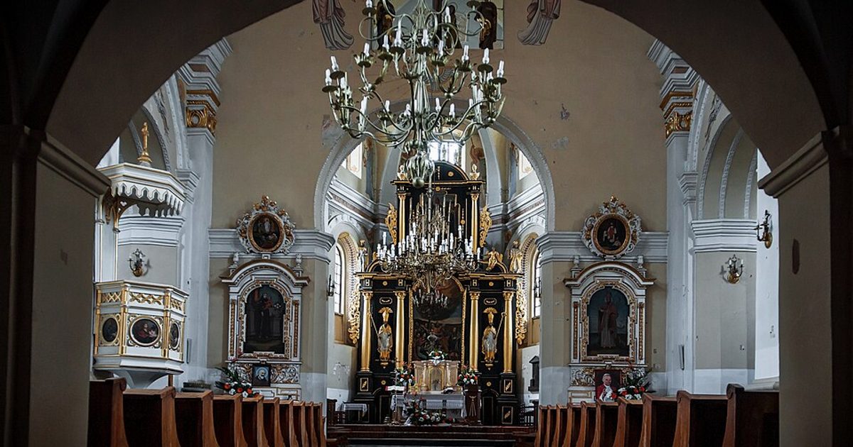 Dzieła sztuki sakralnej — Kościół św. Stanisława Biskupa, Modliborzyce. Zdjęcie: Wikimedia Commons.