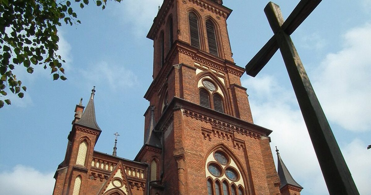 Kościół parafii Kościół św. Stanisława BM w Gościeradów Plebański — zdjęcie