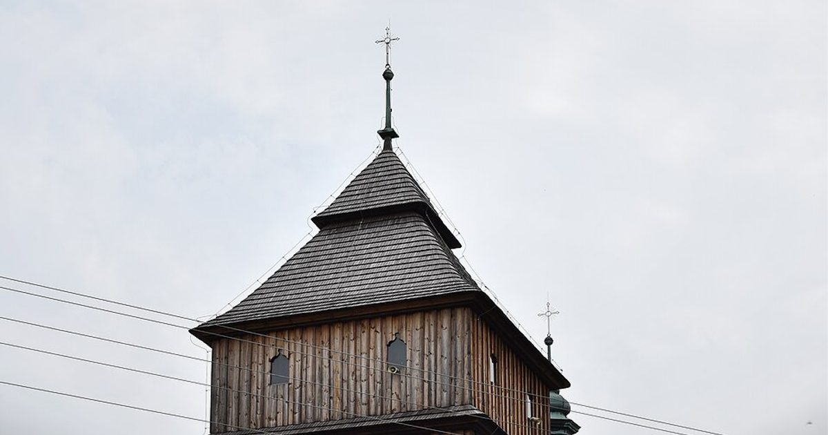 Kościół parafii Kościół św. Stanisława i św. Wojciecha w Poręby Dymarskie — zdjęcie