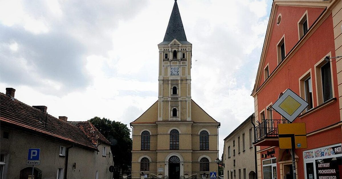 Kościół parafii Kościół św. Stanisława Kostki w Śmigiel — zdjęcie