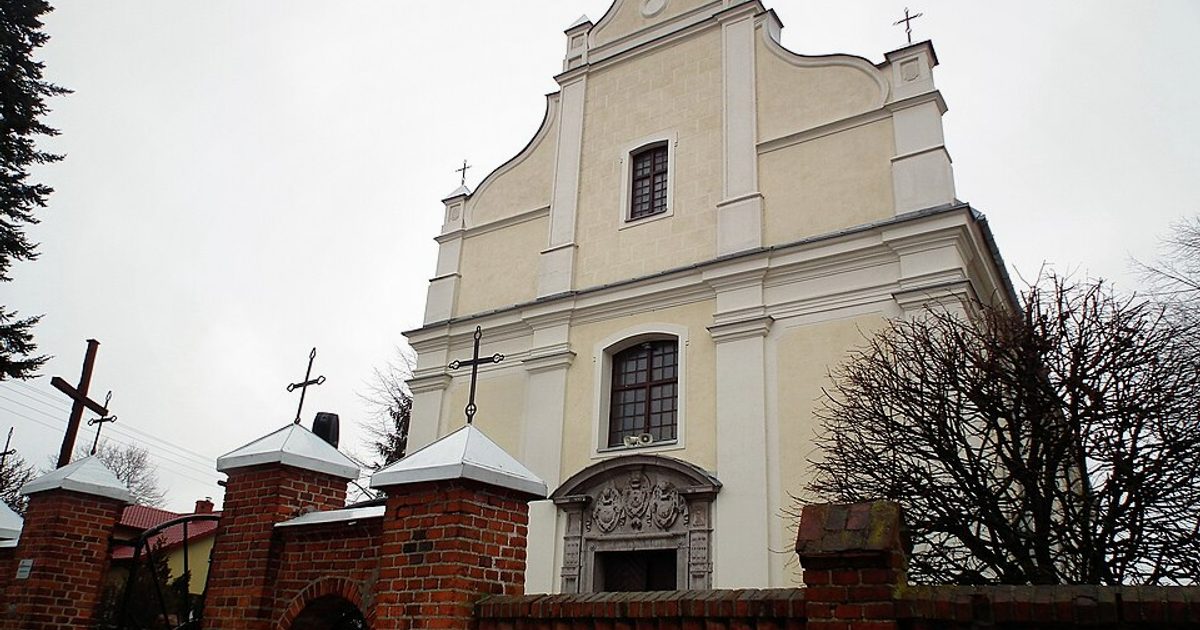Kościół parafii Kościół św. Szczepana w Bądkowo Kościelne — zdjęcie