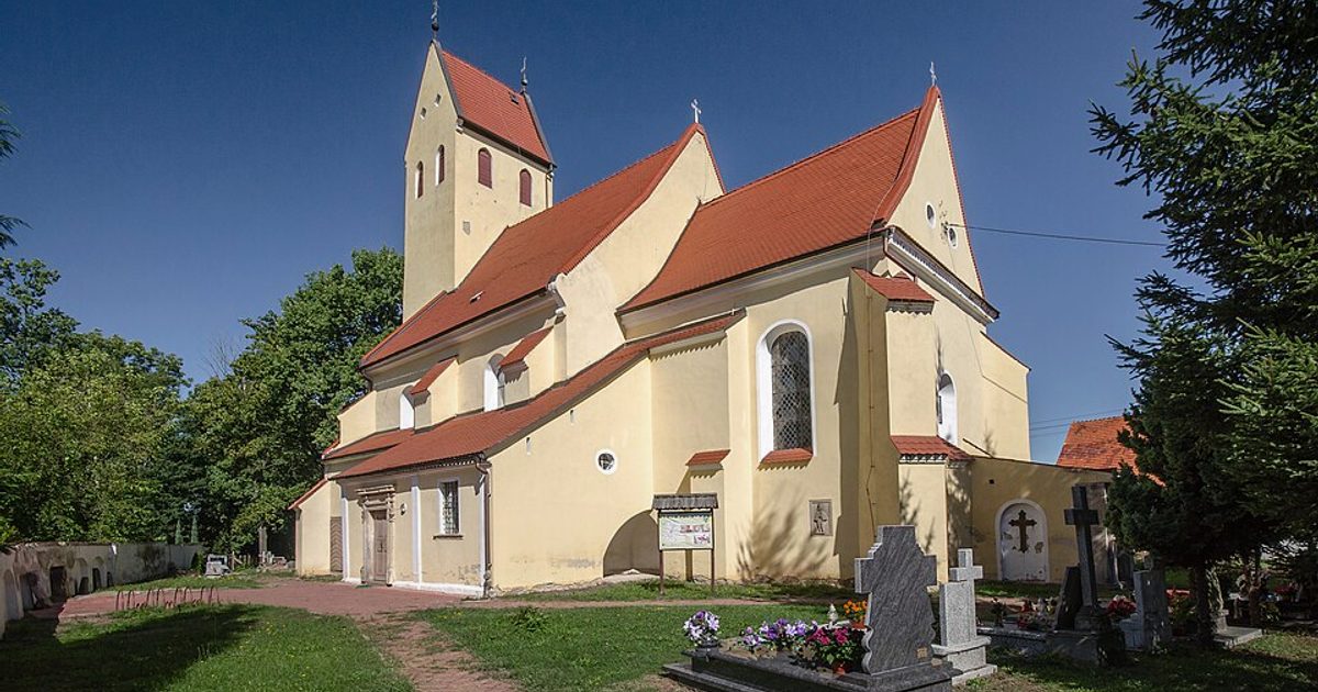 Kościół parafii Kościół św. Szczepana w Szczepanów — zdjęcie