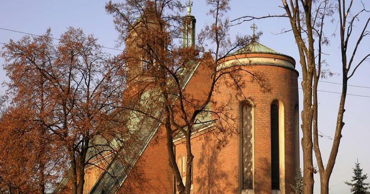 Kościół parafii Kościół św. Teresy od Dzieciątka Jezus w Radom — zdjęcie