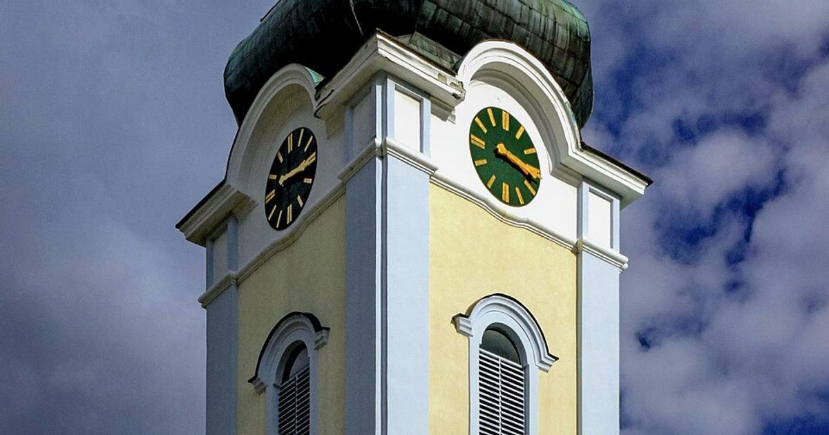 Dzieła sztuki sakralnej — Kościół św. Teresy od Dzieciątka Jezus, Rybnik. Zdjęcie: Wikimedia Commons.